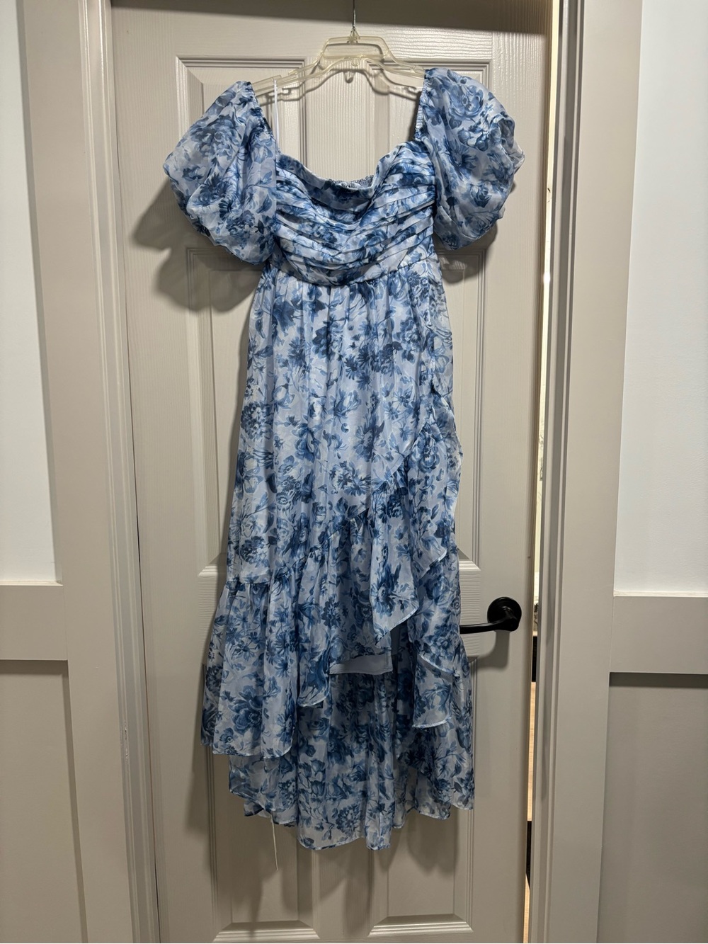 Abercrombie & Fitch Light Blue Floral High-Low Puff Sleeve Dress